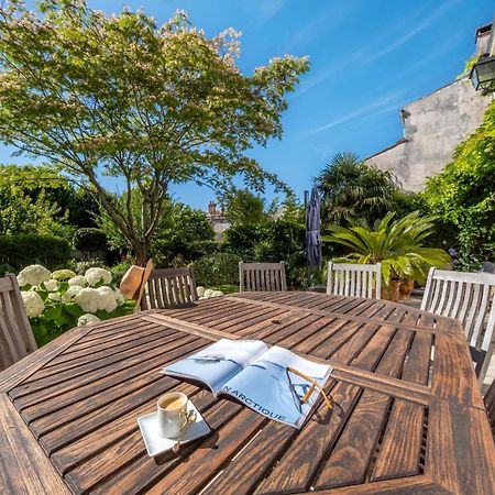 Escale Rochelaise, Gite Urbain Avec Spa Bain Nordique Et Sauna Tonneau La Rochelle  Luaran gambar