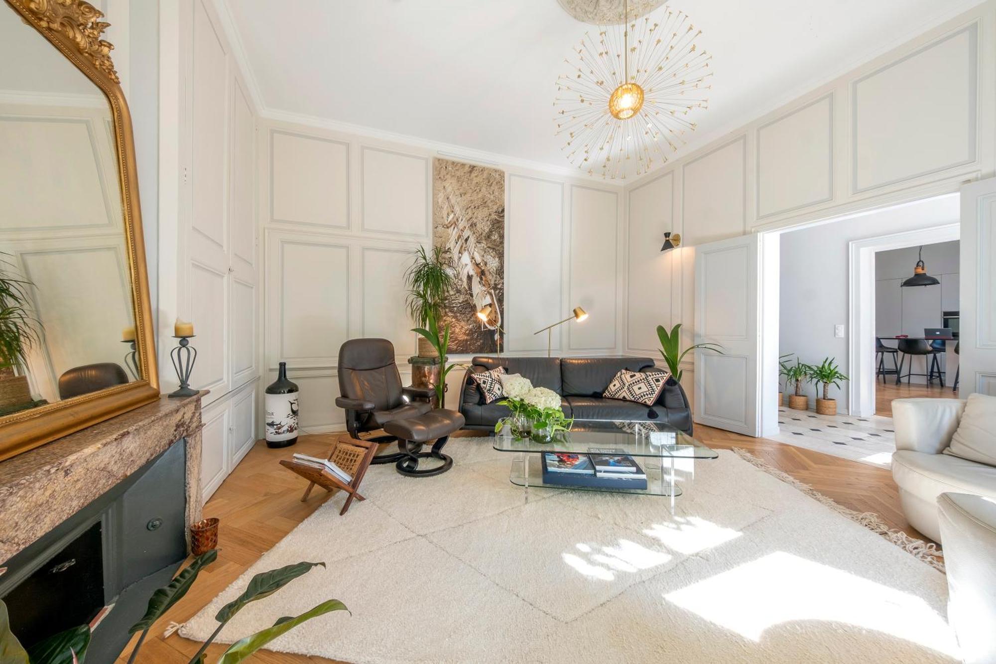 Escale Rochelaise, Gite Urbain Avec Spa Bain Nordique Et Sauna Tonneau La Rochelle  Luaran gambar