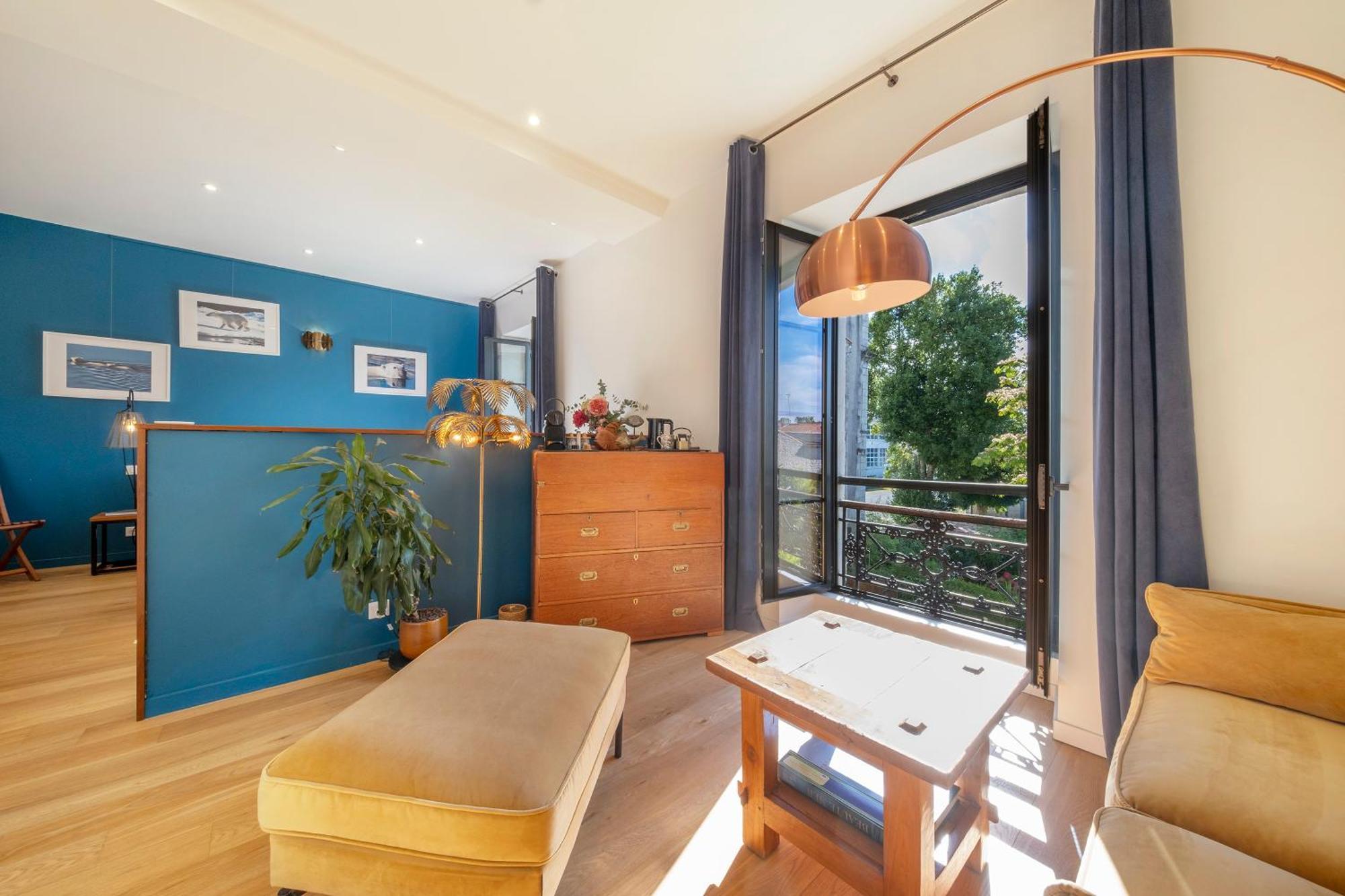 Escale Rochelaise, Gite Urbain Avec Spa Bain Nordique Et Sauna Tonneau La Rochelle  Luaran gambar
